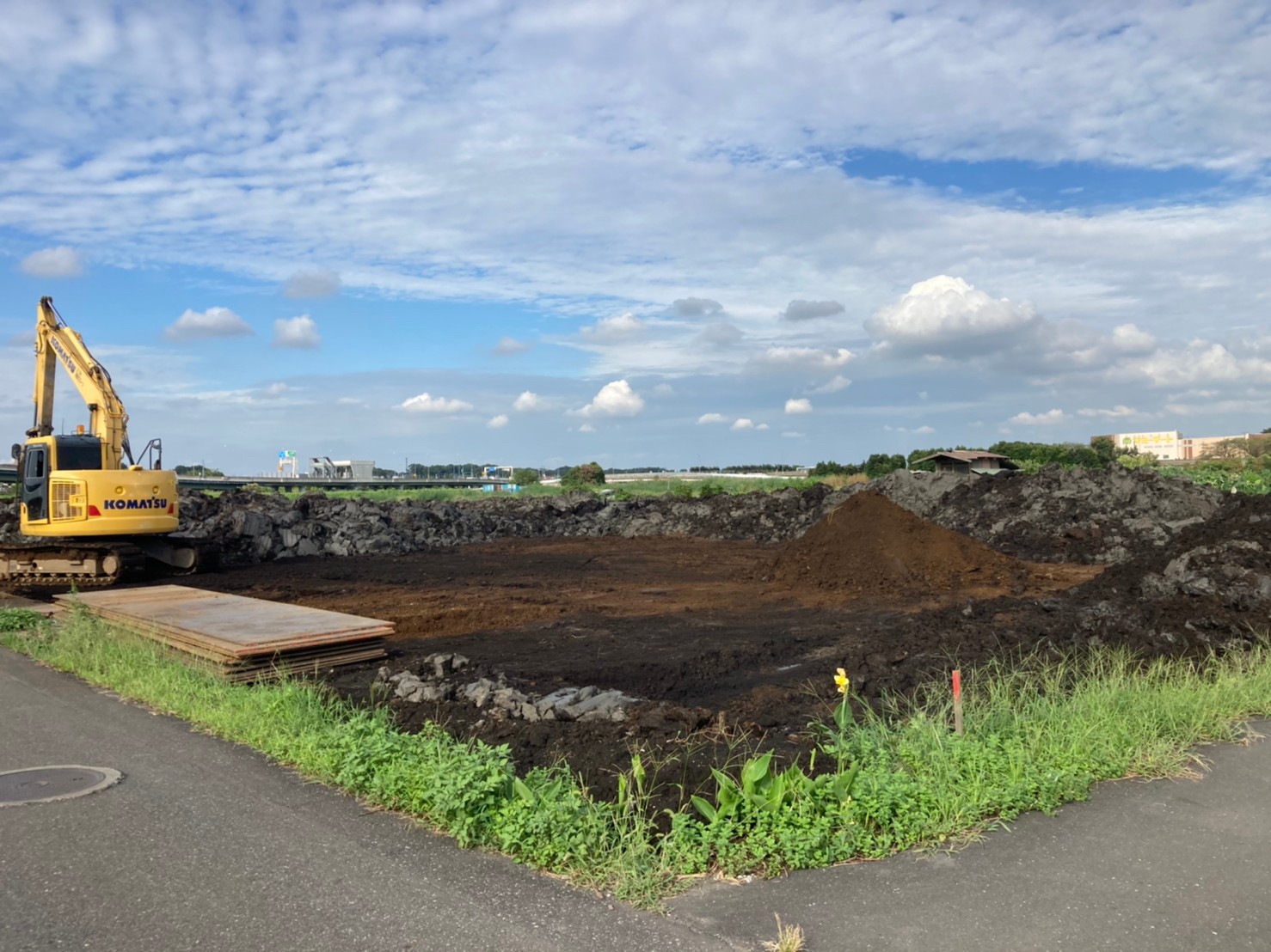 【農地改良】地盤が低く排水が悪い畑を、安心して耕作出来る畑へ